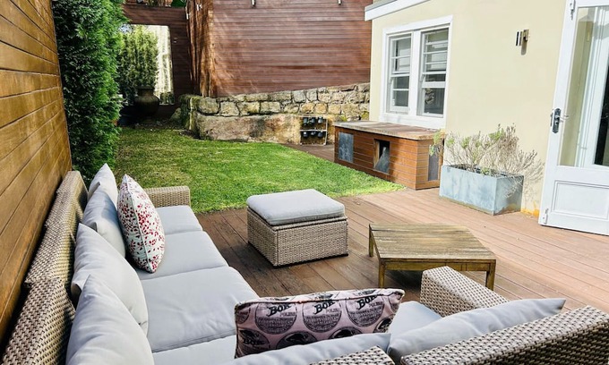 Cremorne Apartment | Modern, private garden apartment. 5 mins from beach. Pet friendly!
