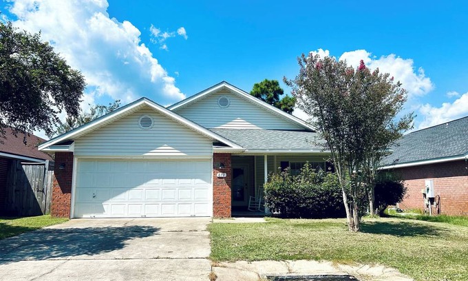 Fort Walton Beach House | Luxurious 3-bedroom house close to Hurlburt Field and beach