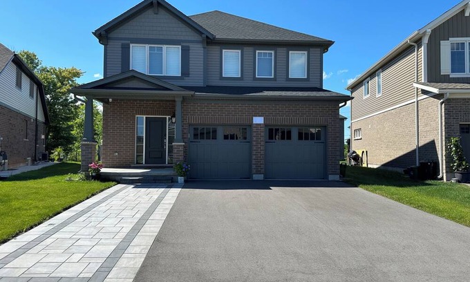 Niagara Falls House | K Niagara Guesthouse(Cherry & Mint)