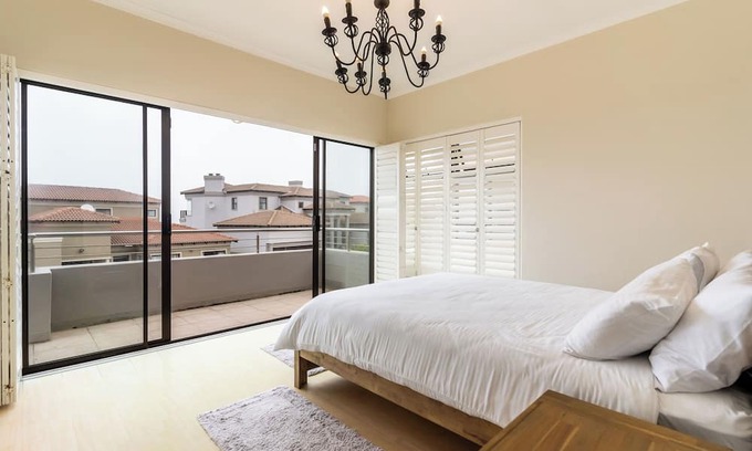 Big Bay Villa | Grace of Blaauwberg Two (Private Blaauwberg Family Villa)