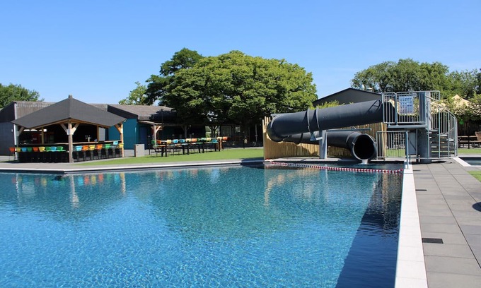 Lathum House | Holiday Home on the Recreational Lake