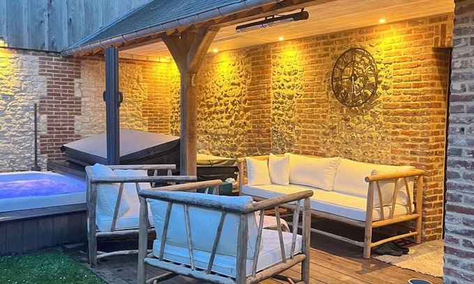 Pont-l'Eveque Apartment | Vrbo Property