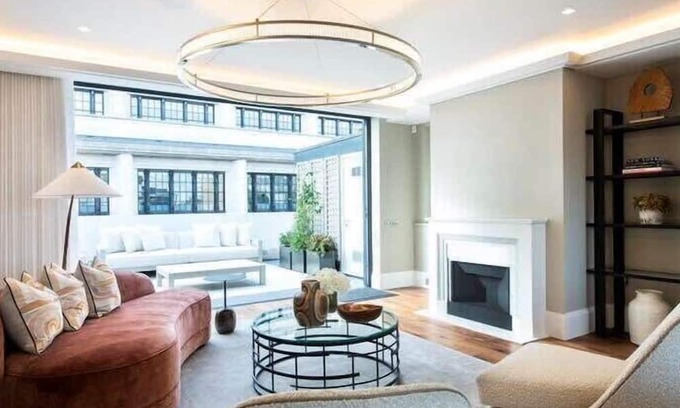 Royal Borough of Kensington and Chelsea Apartment | Luxurious terrace penthouse in Kensington