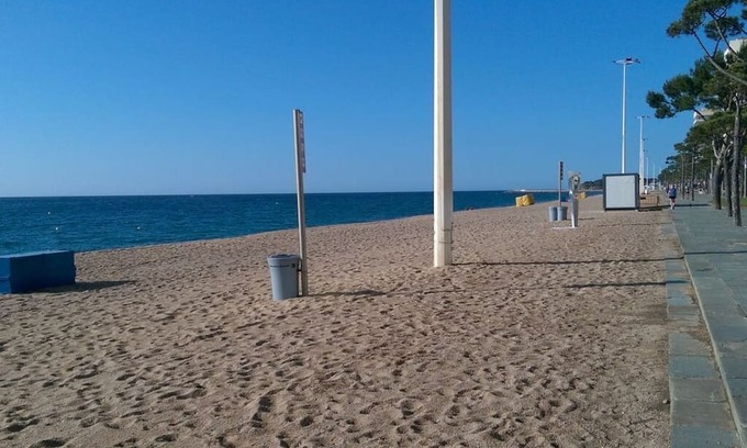 Castell-Platja d'Aro Boat Rental | Casa-Gina Modern retreat