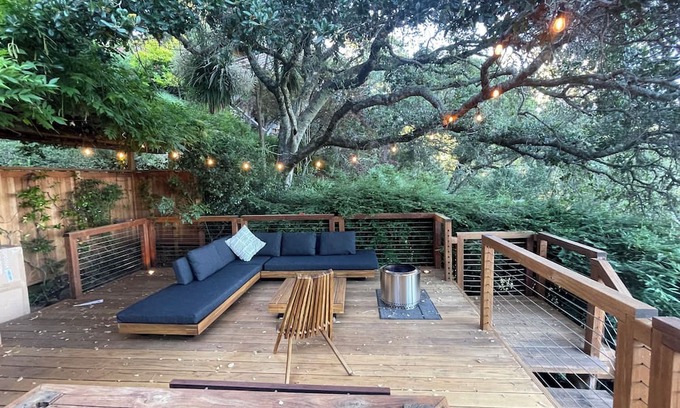 Mill Valley House | Oasis of Peace among the trees with SF views & access to trails and Mill Valley