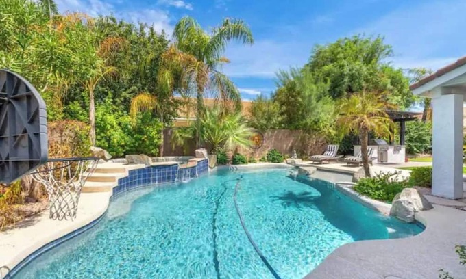 Paradise Park Vista House | SO MUCH 2 DO-Dreamy Summer Getaway!POOL/GAME ROOM