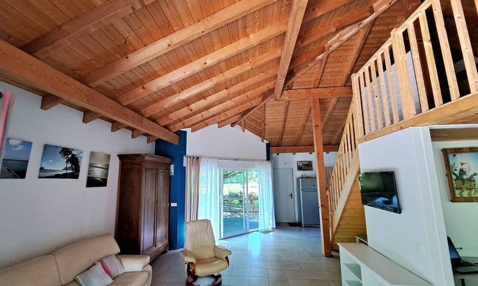 Saint-Julien-en-Born House | Maison 6 Couchages Avec Jardin Proche Océans
