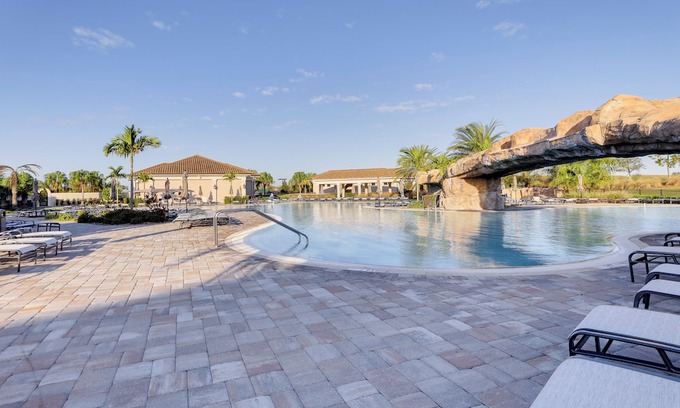 Lakewood Ranch Condo | Bradenton Condo on Golf Course: Steps to Pool!
