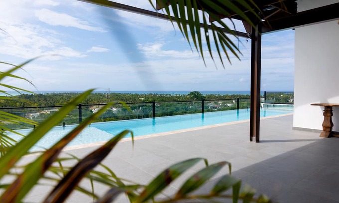 La Ceiba Apartment | 2 BR Ocean View apt at Playa Bonita Just 2 Minutes Away From the Beach