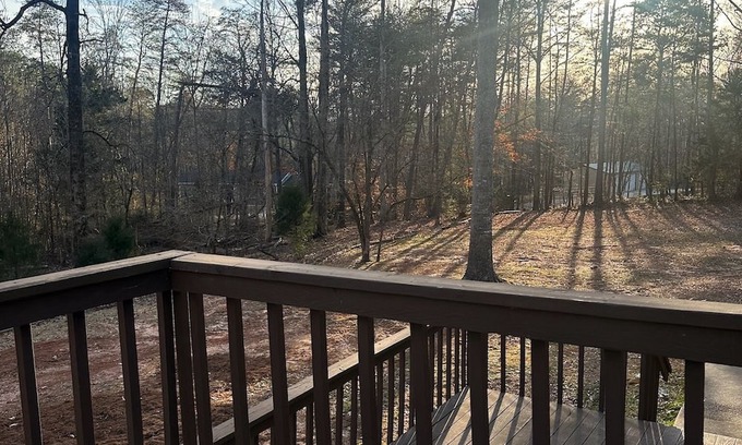 Central House | Clemson Getaway - Newly Renovated 4BR Home 8 min from Clemson / 4 min from SWU