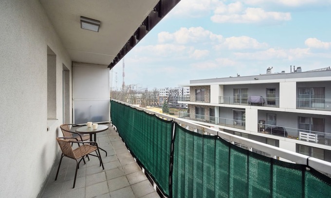 Psie Pole Apartment | Apartment Near the River by Renters