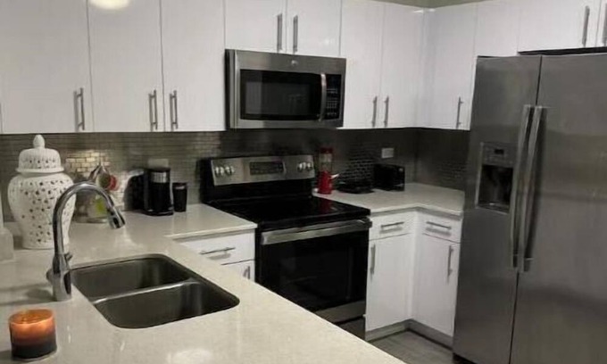 Downtown Hollywood Condo | Luxury Condo in Downtown Hollywood