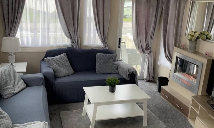 Rhyl Cabin | Captivating 3-Bed Cabin in Rhyl