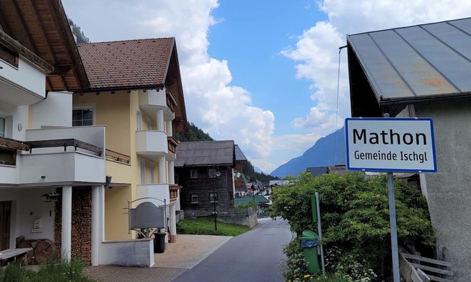 Mathon Apartment | Beautiful apartment for 4 people with WIFI, TV, balcony and parking