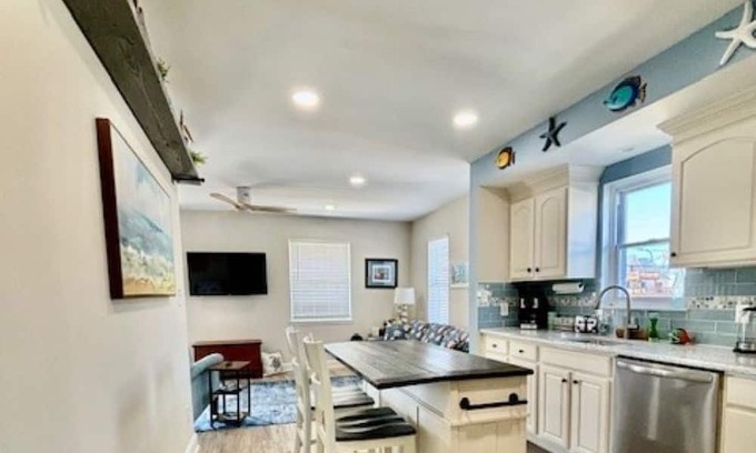Anglesea House | AMAZING ANGELSEA LOCATION CLOSE TO THE INLET WALL!!
