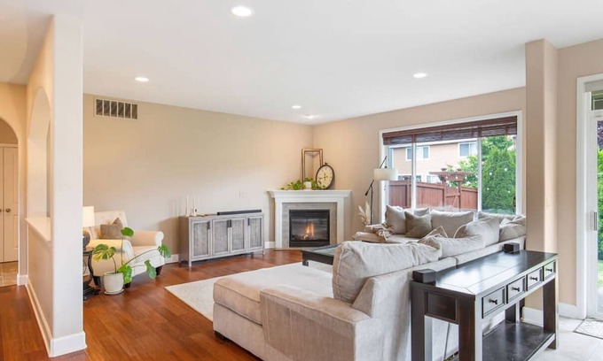 Sumner House | Cozy Sumner Home 3-bed, AC, WiFi