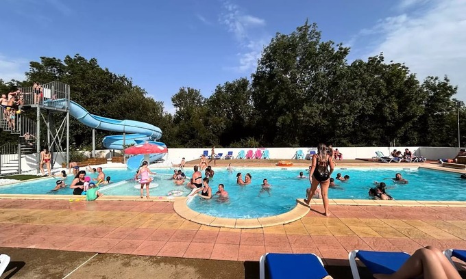 Saint-Denis-du-Payre House | CAMPING O BEAU LAURIER * - 3 bedroom mobile home 57 6 people