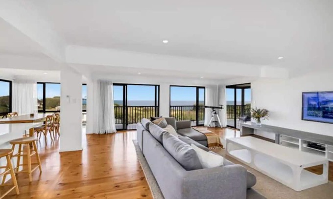 Kilcunda House | Ocean View Coastal Retreat
