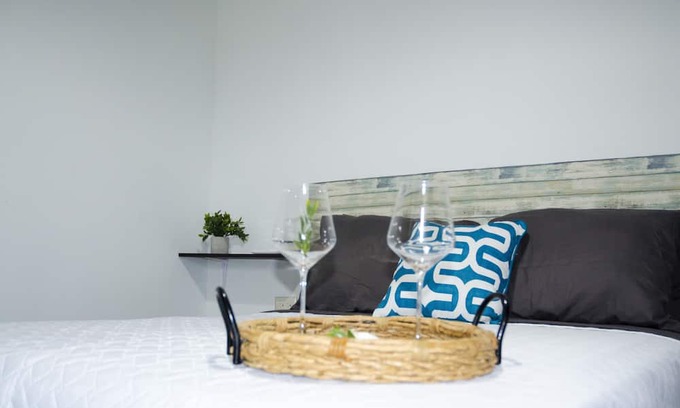 La Libertad Apartment | Coastal Bliss: Stunning View Beachfront Gem