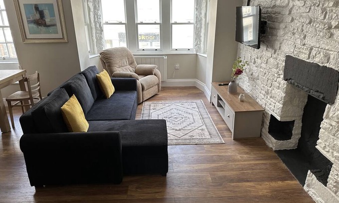 Swanage Cottage | PURBECK HOTEL APARTMENTS - FLAT 1, pet friendly in Swanage