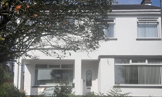 Coleraine House | Relaxing Family home in quiet & peaceful location.5 miles to blue flag beaches.