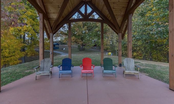 Candler House | Historic Engadine House Suite S5