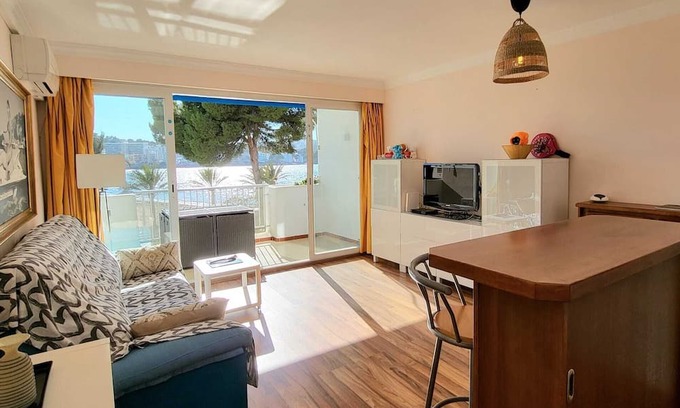 Santa Ponsa Apartment | Santa Ponsa Beach