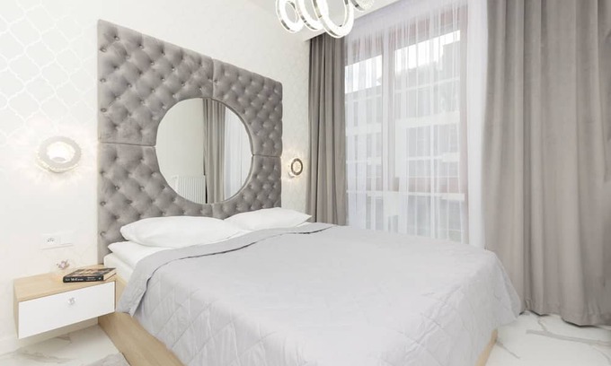 Wilanow Apartment | Wilanów Balcony & Parking by Renters