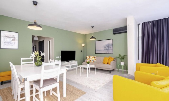 Goztepe Apartment | Exquisite Central Flat near Bagdat Street