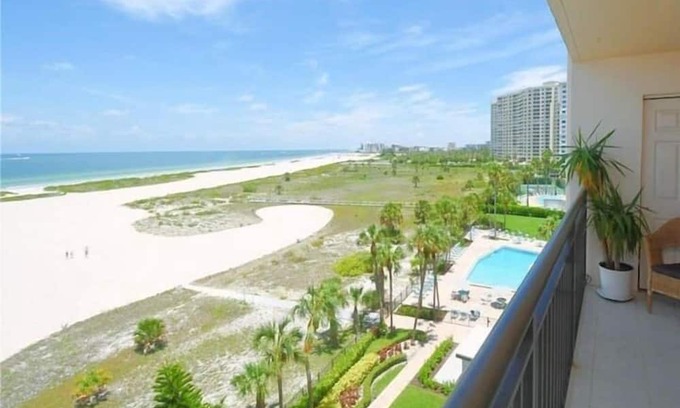 Sand Key Apartment | 2 Bedroom 728231 by Houzlet