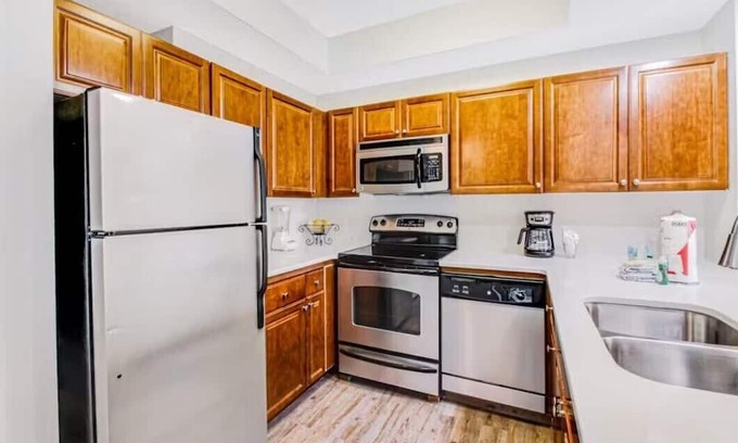 Four Mile Village Condo | 20% OFF Stays til May 17 "Endless Summer" Tops'l Summit Fab Gulf Views & Pool