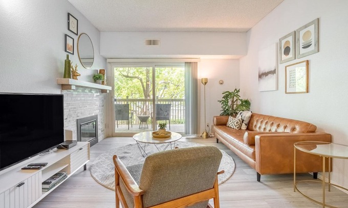 Fremont Apartment | Inviting Fremont 2BR w/ Pool, Parking & Balcony, nr Park, by Blueground