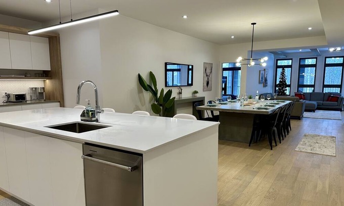 Mont-Tremblant Condo | Tremblant Oasis Luxe 3BR Condo - Pet-Friendly, Privacy, Endless Entertainment!