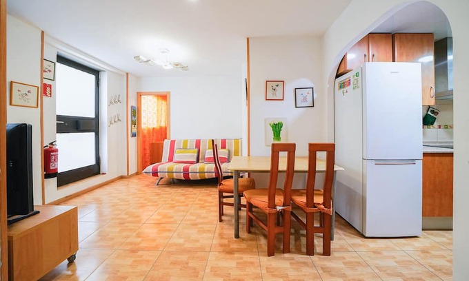 El Port Apartment | Apartment 'Casa Ferrer' with Wi-Fi