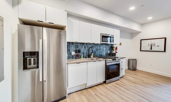 Hoover - Foster Apartment | Studio Suite Close to Downtown