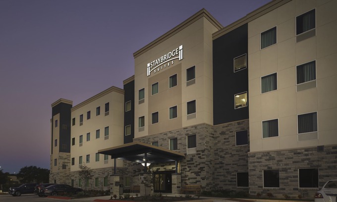 Cedar Park Hotel | Staybridge Suites - Cedar Park - Austin N by IHG