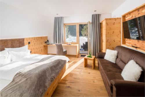 Nauders Hotel | Berggasthof Parditsch