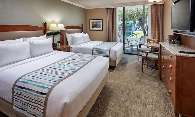Coronado House | San Diego Getaway! With Heated Pool, Private Parking, Near Coronado Beach!