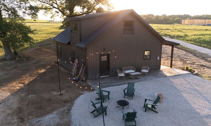 Stockton Cabin | Charming 3-bedroom cabin in wonderful Stockton with AC