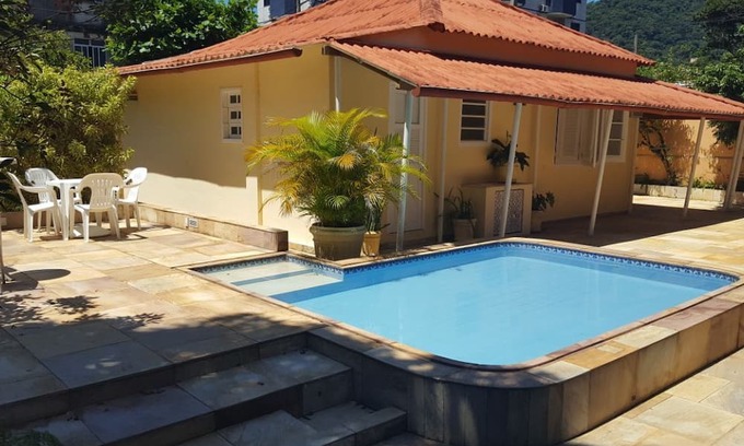 Itacuruca House | Itacuruçá. For families and groups of friends with a backyard for children