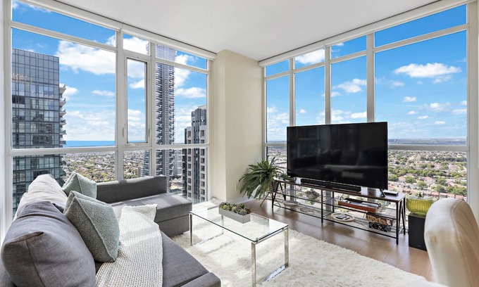 Downtown Mississauga Condo | Luxury 2.5 Bedroom 2 Bathroom 1 Parking Spot Near SQ1 Condo Breathtaking Views!