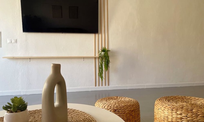 Sant Jaume d'Enveja House | La Duna: Charming house between nature and beach