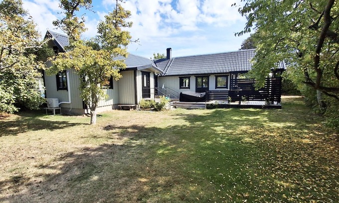 Solvesborg Ski Chalet | Beachfront holiday home with sea view in Sölvesborg | SE03021