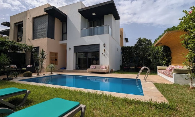 Tamariss Villa | Lovely 3-bedroom villa with Private Pool in Tamaris
