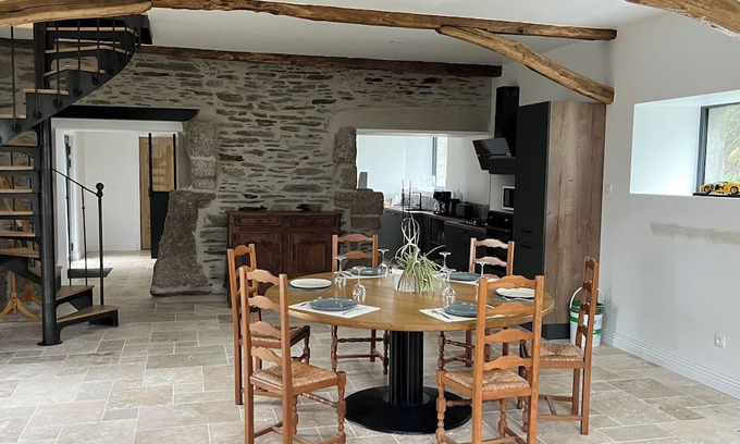 Corlay House | Gite in a farmhouse, located on the farm among the sheep.