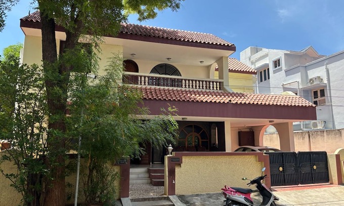 Madurai House | Lovely 4-bedroom house with AC in Madurai