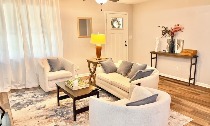 McDonald Cottage | Cozy Ranch with exercise equipment room, AC