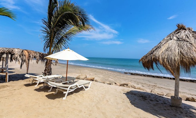 Las Pocitas Condo | Luxury Oceanfront Condo w/sunrise & sunset breathtaking views. Private cook !