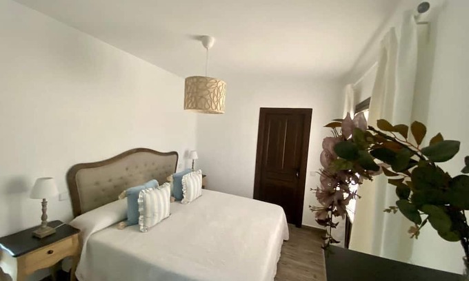 Olmeda de las Fuentes Villa | Villa-Cottage-Ensuite with Shower-Landmark view-Villa rural con encanto