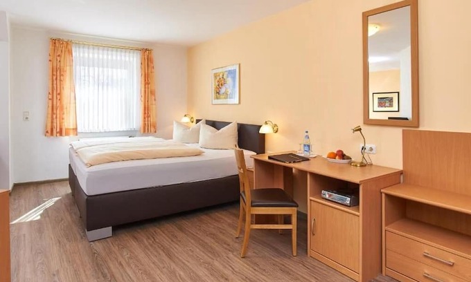 Neustadt an der Donau Apartment | Superior room Hallertau (23sqm) for up to 4 people